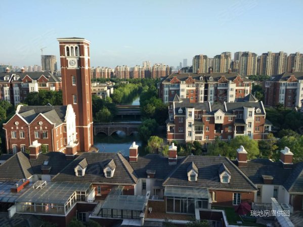 伊顿小镇 超好三房户型 全新毛坯 小区景观带 采光无敌